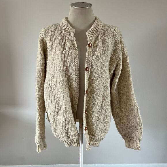 Cream Knit Cardigan Wool Irish Fisherman Wmns OS Cottagecore Wooden Buttons - Picture 1 of 9